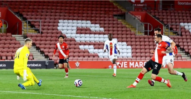 Danny Ings scores against Palace