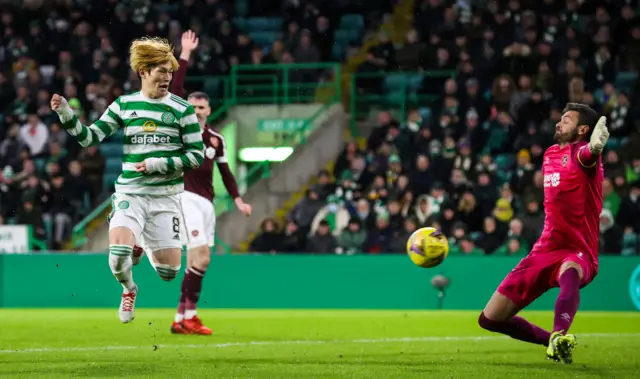 Kyogo fires Celtic in front