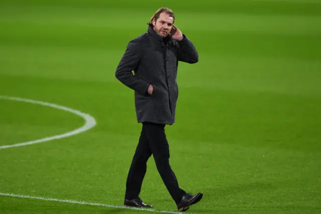 Hearts head coach Robbie Neilson