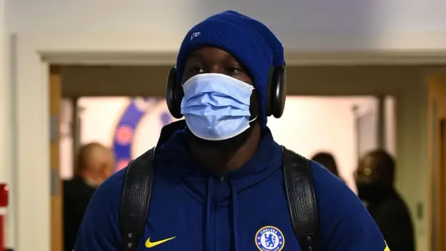 Lukaku arriving at Stamford Bridge