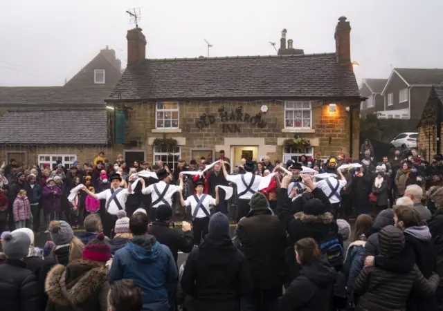 Morris dancing troupe Five Rivers Morris