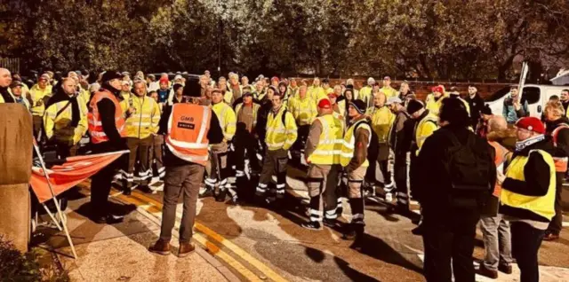 Striking bin collectors