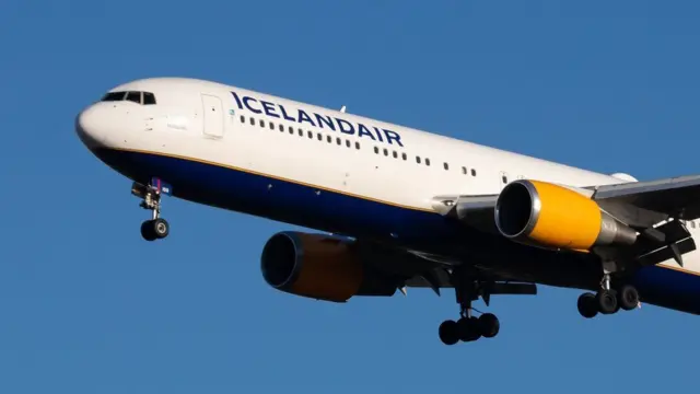 Icelandair flight