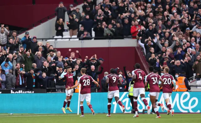 Manuel Lanzini