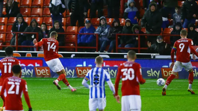 Carlton Morris scores for Barnsley