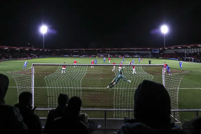 Liam Mandeville scores for Chesterfield