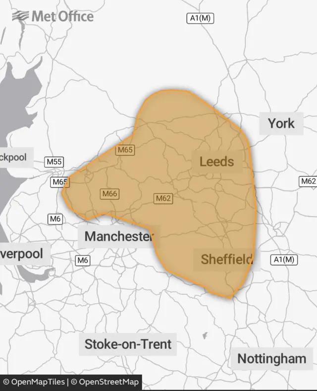 Amber snow warning