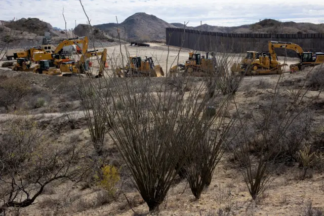 Construction on the border wall in Arizona