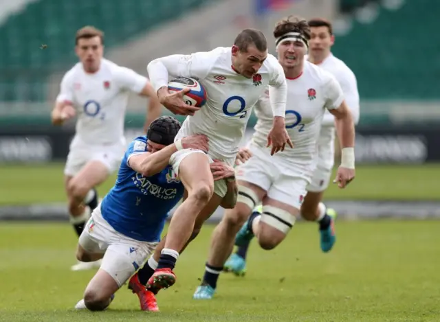 Jonny May attacks