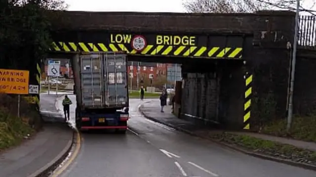 Bridge in Rugby Road