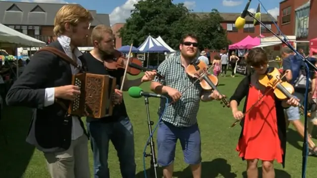 A previous Warwick Folk Festival