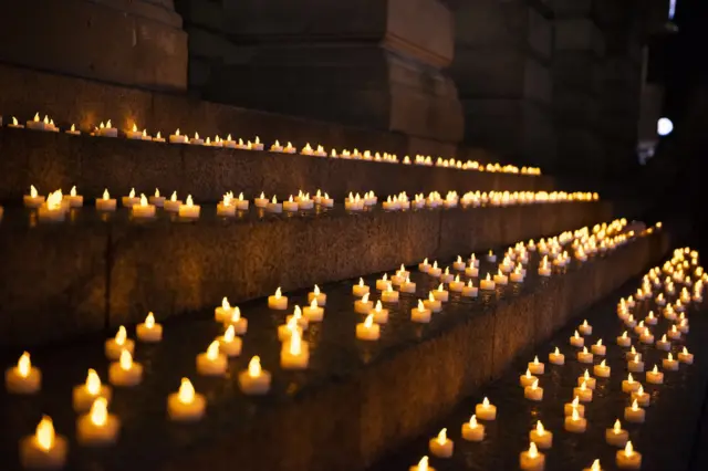 Covid candle tribute