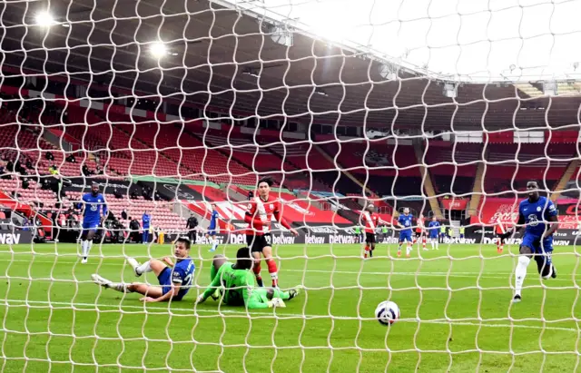 Southampton's Takumi Minamino scores