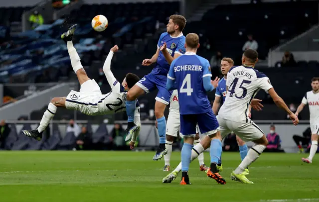 Dele Alli scores for Spurs