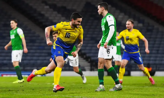 St Johnstone hammered Hibs at Hampden to reach the final