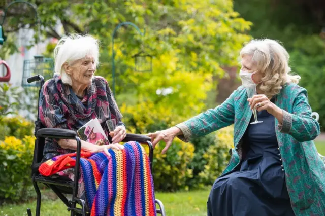 Judith du Vivier visiting her 100-year-old mother Urania Brett at her 100th birthday last July