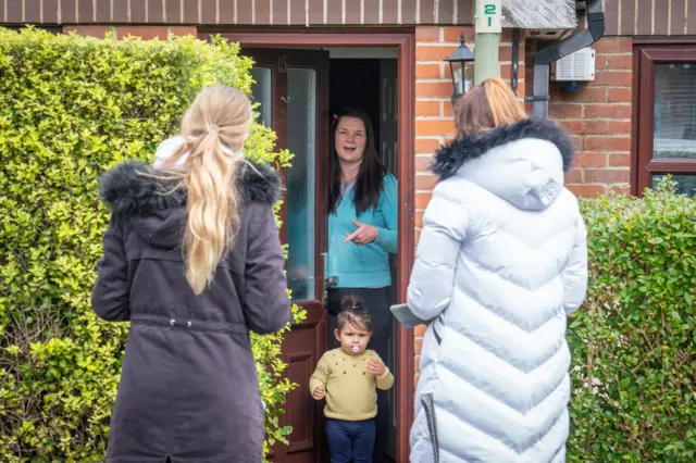 Doorstep testing volunteers