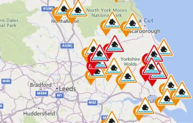 Flood warnings graphic