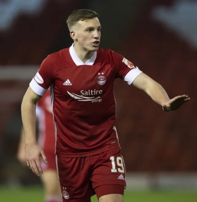 Aberdeen midfielder says the trip to Hibs is a "must win" for his side