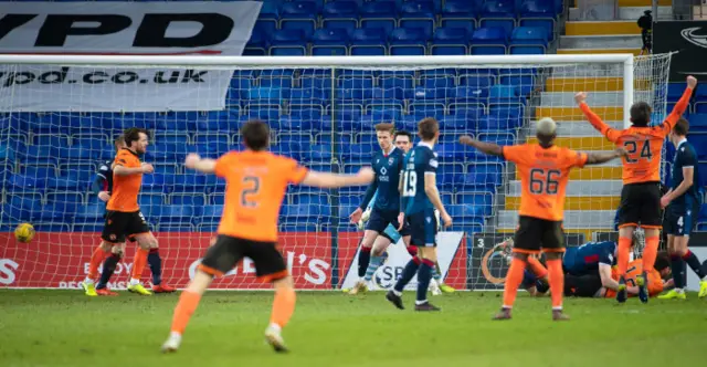 Dundee Utd players celebrate