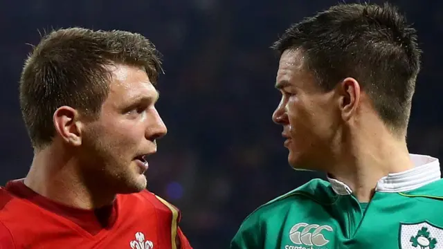 Dan Biggar and Jonathan Sexton