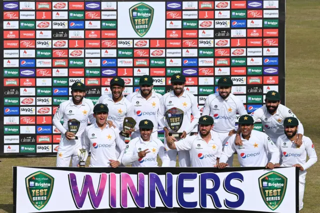 Pakistan celebrate