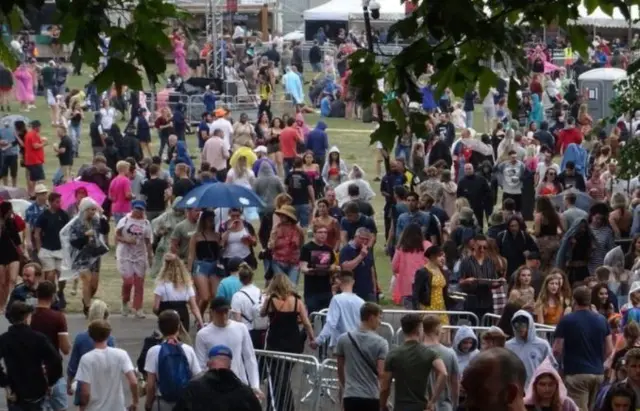 Tramlines festival crowd