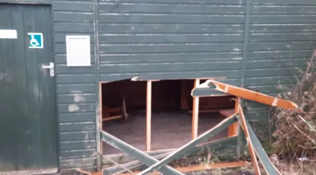 Damage to walls of Tern hide