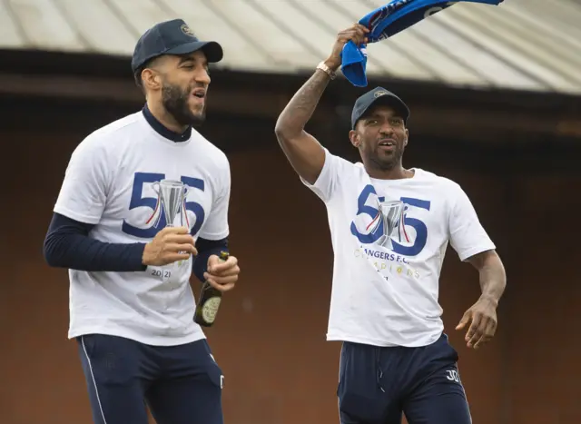 Connor Goldson and Jermain Defoe celebrate