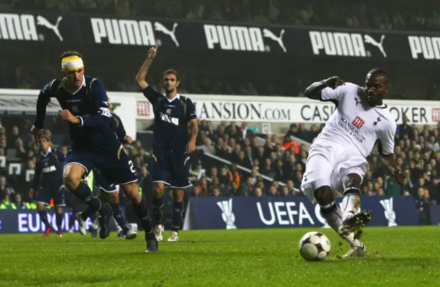 Darren Bent scores for Spurs against Dinamo Zagreb