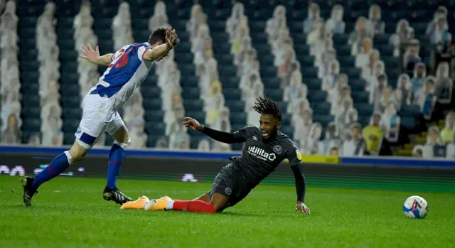 Darragh Lenihan concedes a penalty