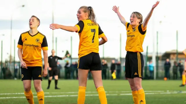 Wolves Women