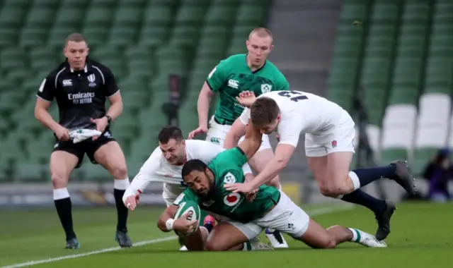 Bundee Aki