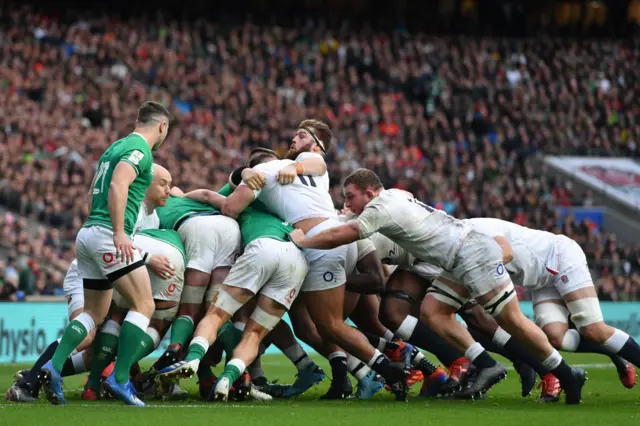 Ireland and England in a scrum