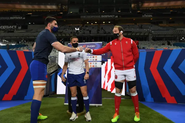 France captain Charles Ollivon and Wales captain Alun Wyn Jones