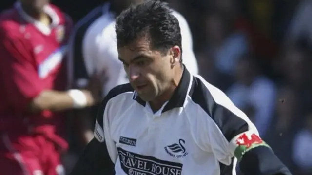 Roberto Martinez playing for Swansea