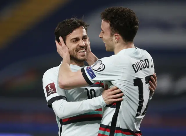 Bernardo Silva (left) and Diogo Jota