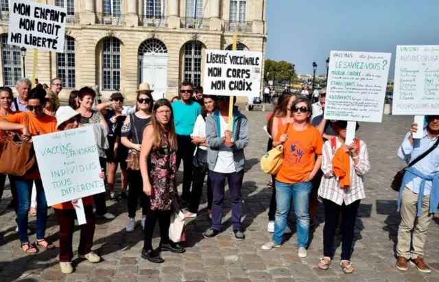 A protest against vaccines in France