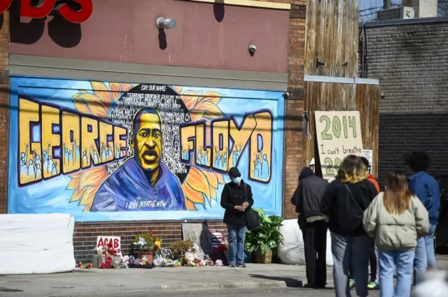 A memorial to Floyd outside Cup Foods