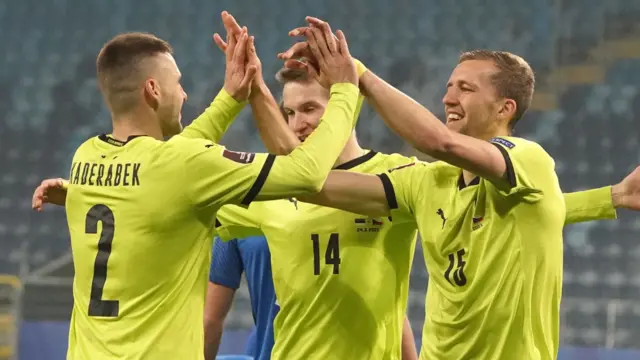 Tomas Soucek celebrating goal v Estonia