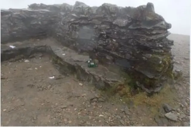 Litter and bottles at summit of Helvellyn