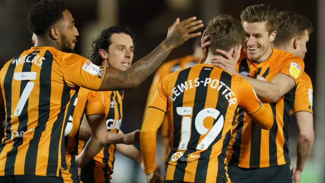 Hull celebrate