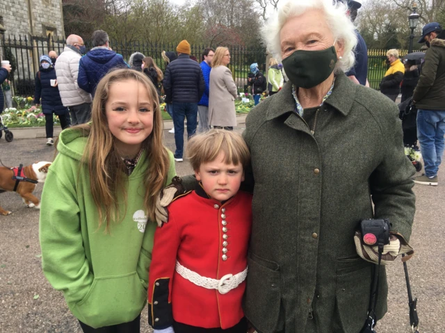 Anne Yearsley (R) with grandchildren Cordelia (L) and Sherlock (C)