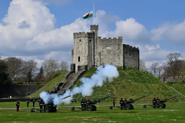 The gun salute at Cardiff Castle