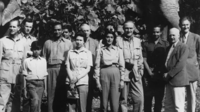 The royals pictured at a tiger hunt