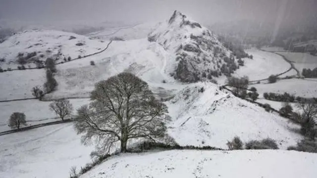 Snow in the Peak District