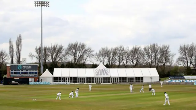 Derbyshire 282-4 v Worcestershire