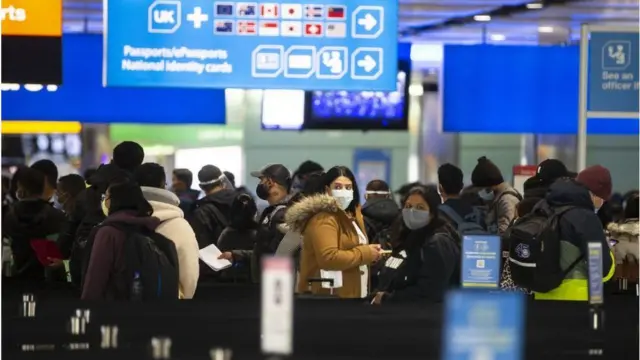 Heathrow airport queues