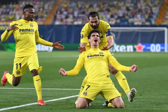 Gerard Moreno celebrates