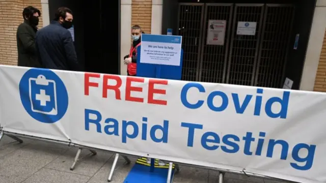 A free rapid Covid-19 test centre in London